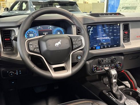 New 2025 Ford Bronco Big Bend w/ Black Diamond Package image 26