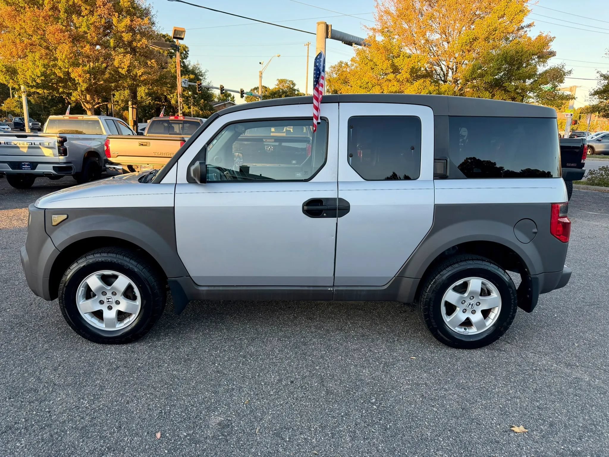 Used 2003 Honda Element EX image 2