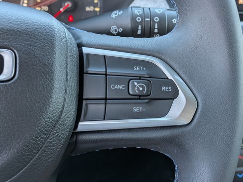 Used 2022 Jeep Compass Latitude AWD/4WD image 25