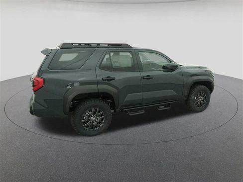 New 2026 Toyota 4Runner SR5 image 10