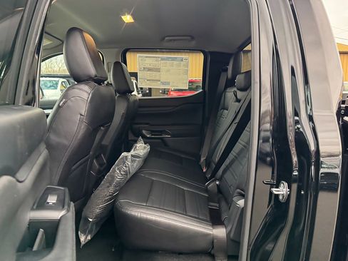 New 2025 Ford Ranger Lariat w/ Black Appearance Package AWD/4WD image 25