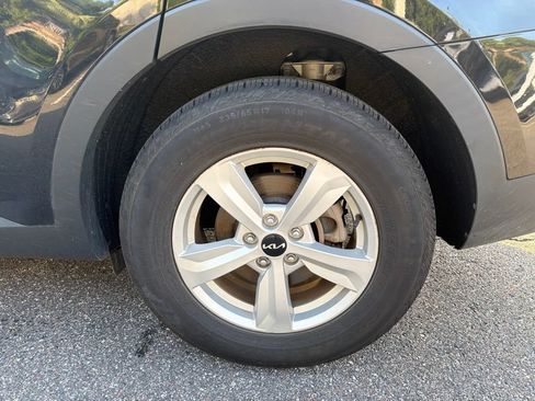 Certified 2023 Kia Sorento LX FWD image 26