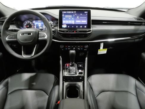 New 2026 Jeep Compass Limited image 10