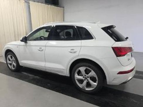 Used 2023 Audi Q5 2.0T Premium Plus w/ Premium Plus Package AWD/4WD image 6