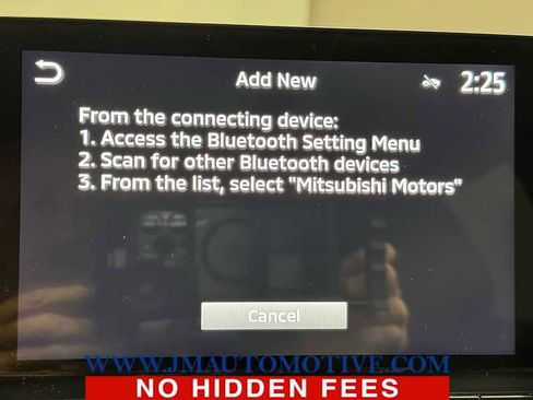 Used 2024 Mitsubishi Outlander SE image 26