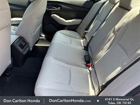 Used 2025 Honda Accord SE image 11