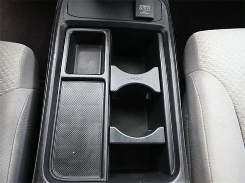 Used 2016 Honda CR-V SE image 31