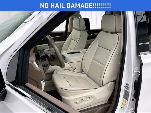 Certified 2024 GMC Yukon Denali w/ Denali Reserve Package AWD/4WD image 8