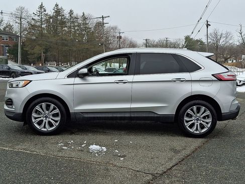 Used 2019 Ford Edge Titanium image 4