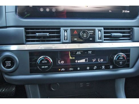 New 2026 Nissan Pathfinder S image 22