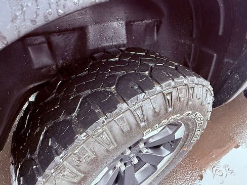 Used 2021 RAM 1500 Rebel image 21