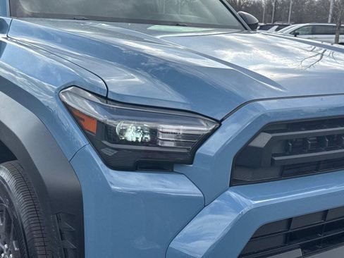 Used 2025 Toyota 4Runner SR5 image 10