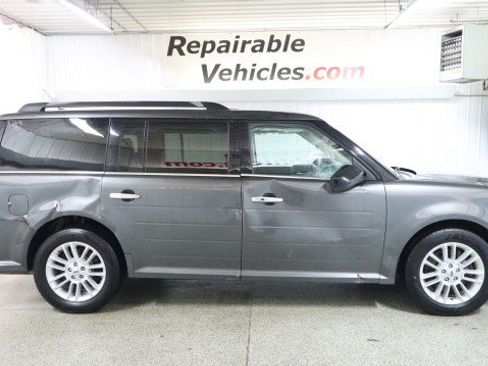 Used 2019 Ford Flex SEL w/ Equipment Group 202A AWD/4WD image 4