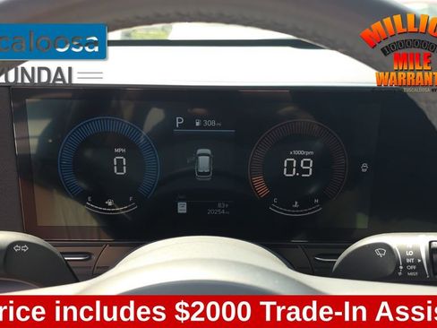 Used 2025 Hyundai Kona SEL image 15