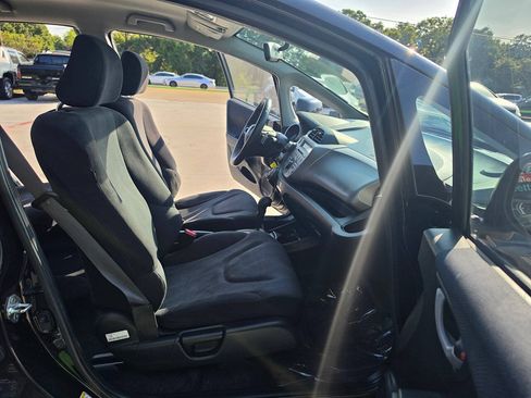 Used 2011 Honda Fit Sport image 27