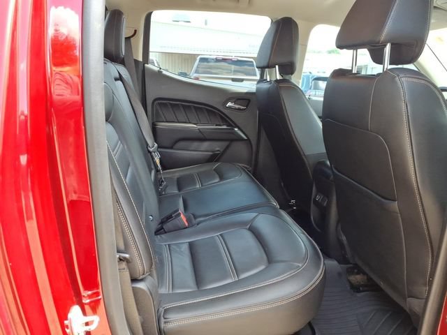 Used 2022 GMC Canyon Denali RWD image 16