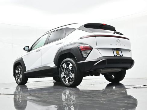 Used 2025 Hyundai Kona SEL AWD/4WD image 20
