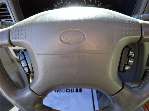Used 2001 INFINITI QX4 Luxury image 17