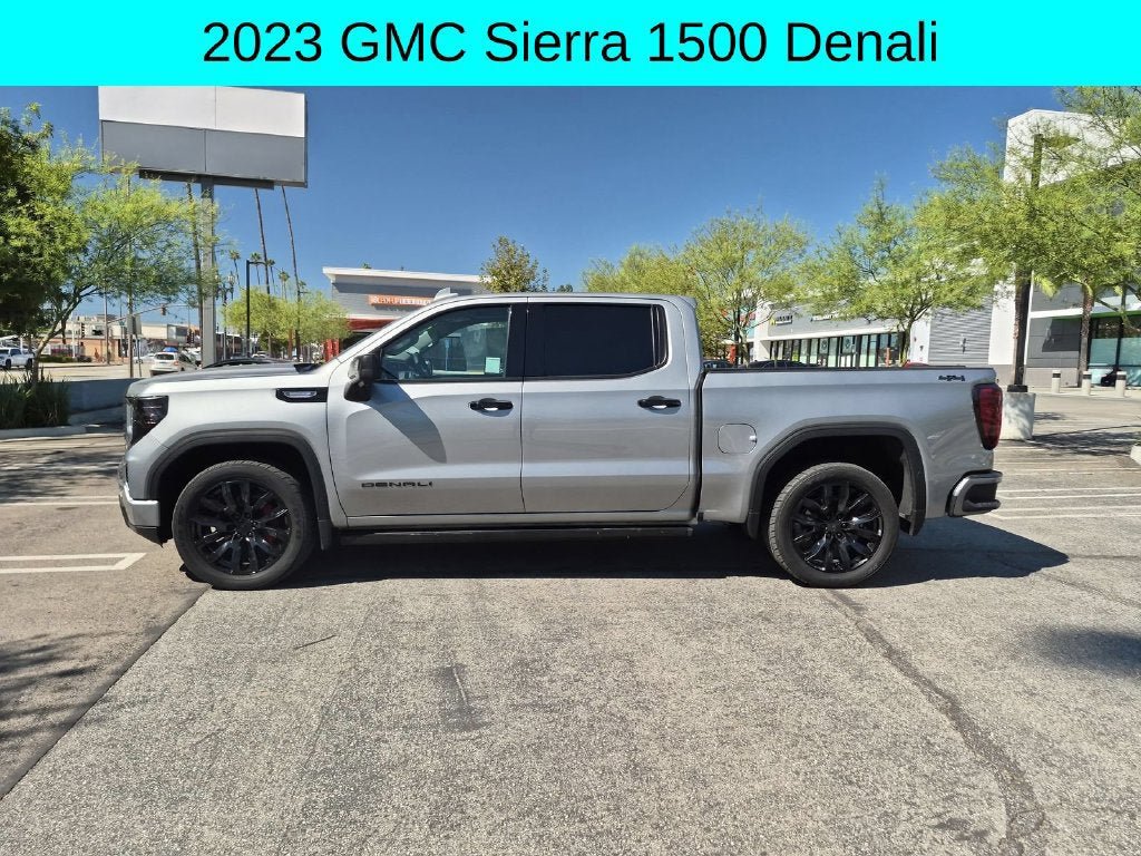 Used 2023 GMC Sierra 1500 Denali w/ Denali Reserve Package AWD/4WD image 3