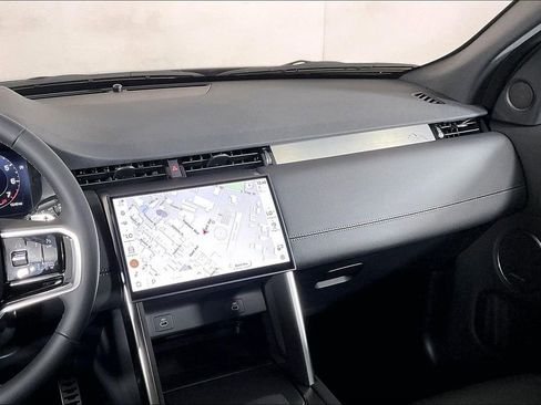 New 2026 Land Rover Discovery Sport Landmark image 5