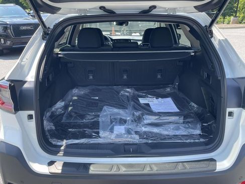 Certified 2025 Subaru Outback Onyx Edition w/ Popular Package #2 image 10