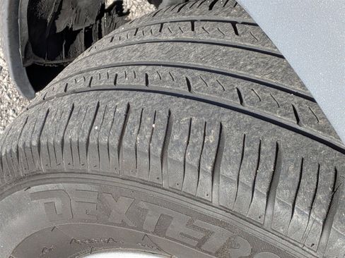 Used 2015 Hyundai Elantra SE image 11