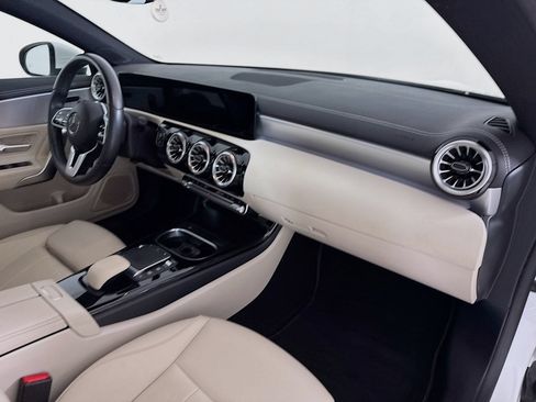 Certified 2022 Mercedes-Benz CLA 250 image 30