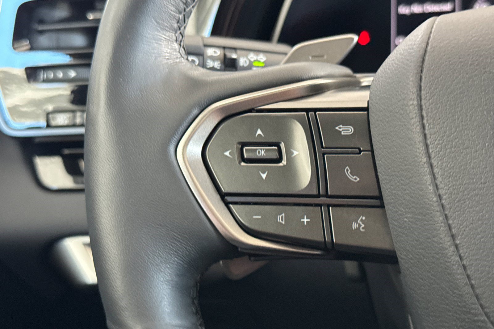 Used 2023 Lexus RX 350 Premium w/ Cold Area Package AWD/4WD image 30