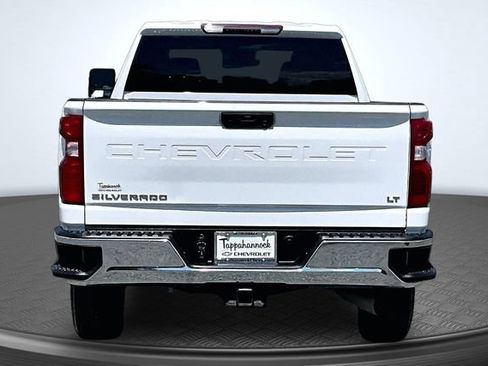 Used 2025 Chevrolet Silverado 2500 LT w/ Convenience Package AWD/4WD image 5