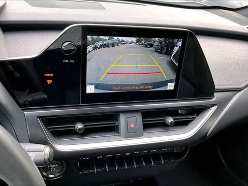 Used 2025 Lexus UX 300h FWD image 24