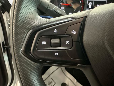 Used 2025 Chevrolet Trax LS w/ LS Convenience Package image 28