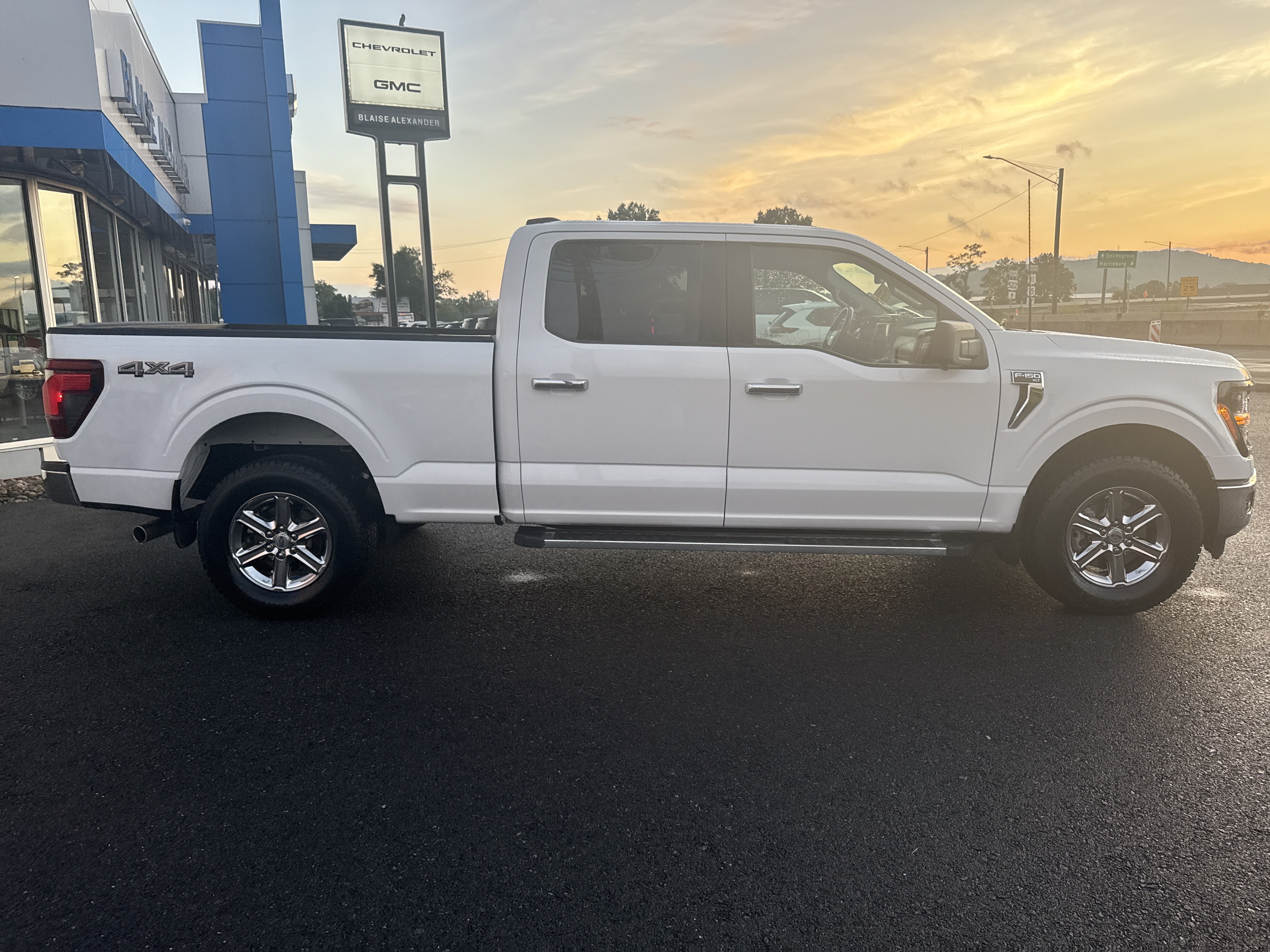 Used 2024 Ford F150 XLT w/ Mobile Office Package AWD/4WD image 2