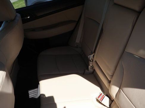 Used 2018 Subaru Outback 2.5i Limited w/ Popular Package #2 image 20