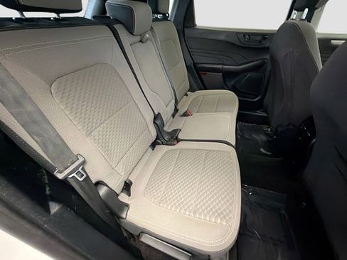 Used 2022 Ford Escape SE FWD image 14
