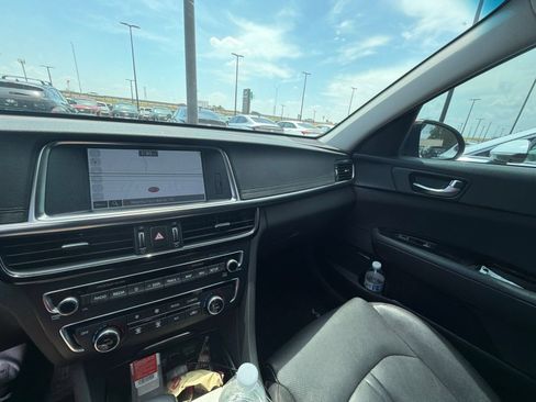Used 2018 Kia Optima SX w/ Technology Package FWD image 12