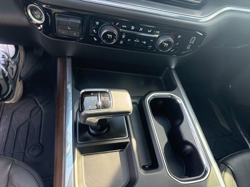 Used 2024 Chevrolet Silverado 1500 High Country w/ High Country Premium Package image 29