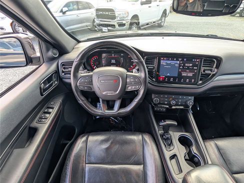 Used 2023 Dodge Durango GT image 18