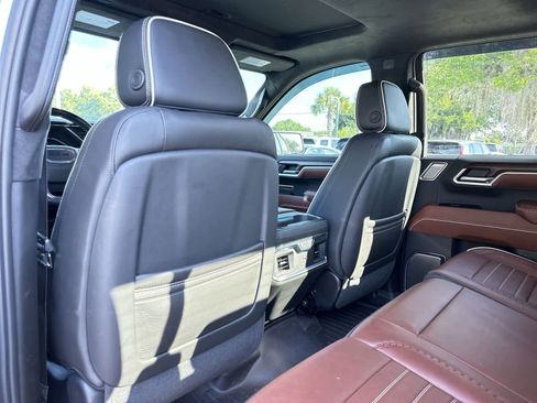 Used 2024 GMC Sierra 1500 Denali Ultimate AWD/4WD image 14
