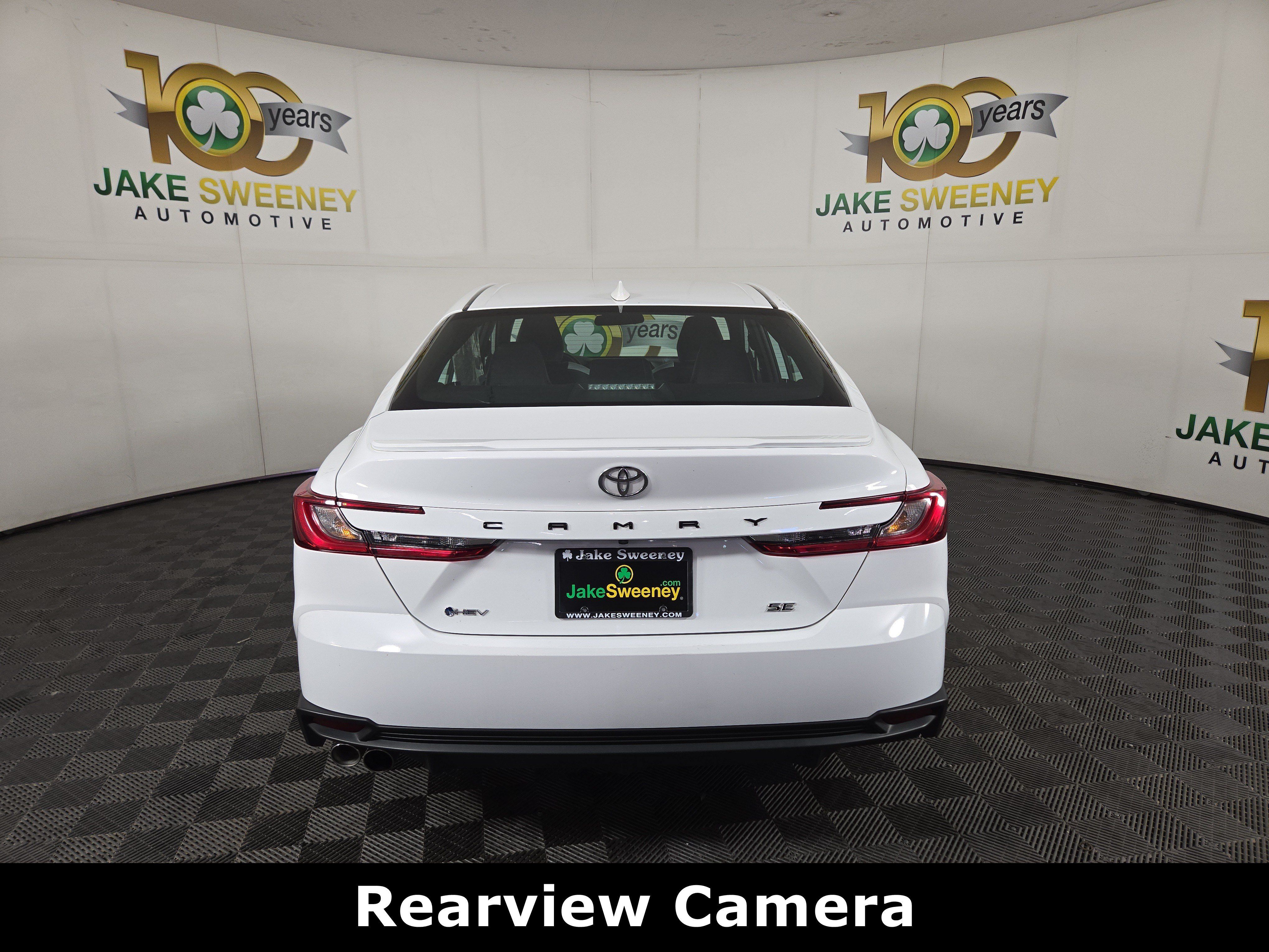 Used 2025 Toyota Camry SE FWD image 7