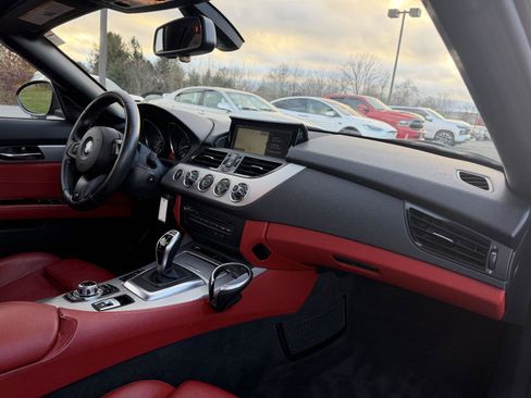 Used 2015 BMW Z4 sDrive35i image 26