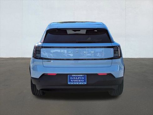 New 2026 Volvo EX30 Plus image 5