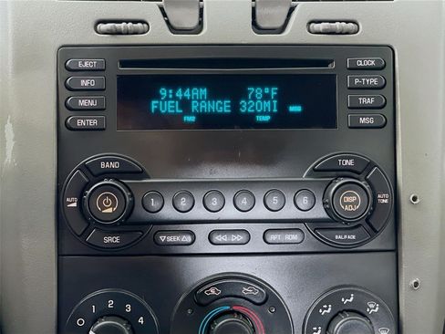 Used 2005 Chevrolet Malibu LS w/ Preferred Equipment Group FWD image 17