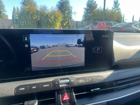 Used 2025 Kia K4 LXS image 17