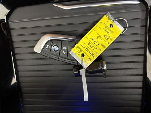 Used 2022 BMW X3 sDrive30i w/ Premium Package w/ZPA image 32