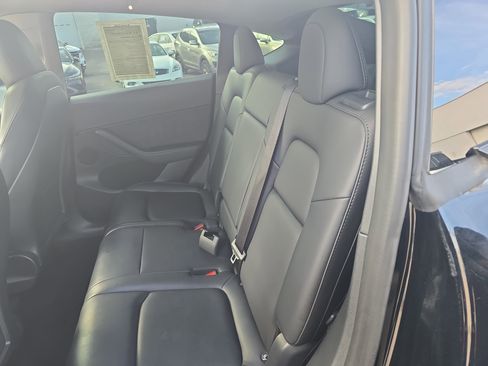 Used 2023 Tesla Model Y Long Range image 15