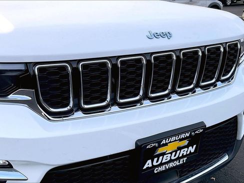 Used 2024 Jeep Grand Cherokee Limited 4xe image 29