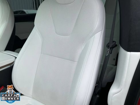 Used 2022 Tesla Model X AWD/4WD image 17