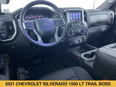 Certified 2021 Chevrolet Silverado 1500 LT Trail Boss w/ Convenience Package II AWD/4WD image 2