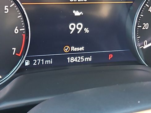 Used 2023 Buick Envision Avenir image 20