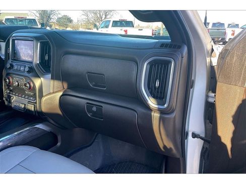 Used 2021 Chevrolet Silverado 3500 LTZ w/ LTZ Premium Package image 18